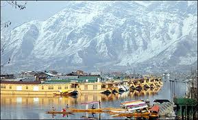 Jammu Kashmir packages from Hyderabad, Dal Lake, Shikara Ride, Rose Garden  tour from Hyd to Jammu Kashmir, Tour operators for Jammu Kashmir Love My Tour