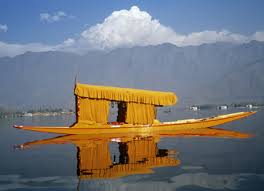 Jammu Kashmir packages from Hyderabad, Dal Lake, Shikara Ride, Rose Garden  tour from Hyd to Jammu Kashmir, Tour operators for Jammu Kashmir Love My Tour
